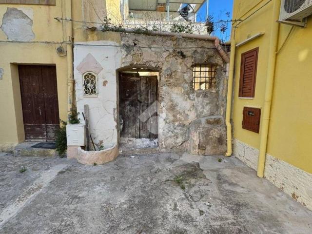 Palazzo in vendita a Cadda, Sciacca