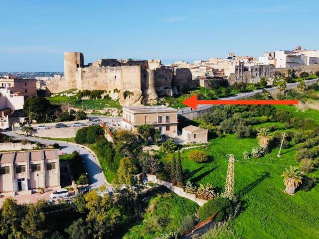 Palazzo in vendita a Rabat, Sciacca
