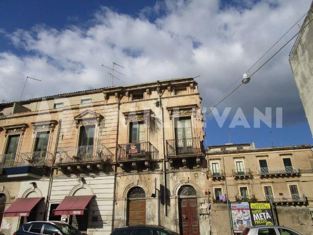 Palazzo in vendita a Scicli, Jungi