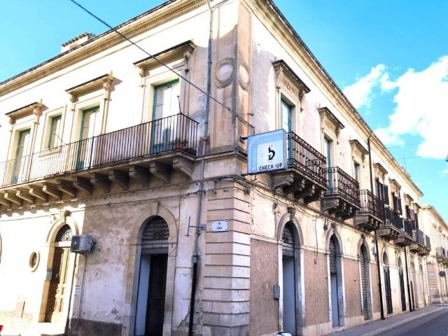 Palazzo in vendita a Balata, Cava D'aliga