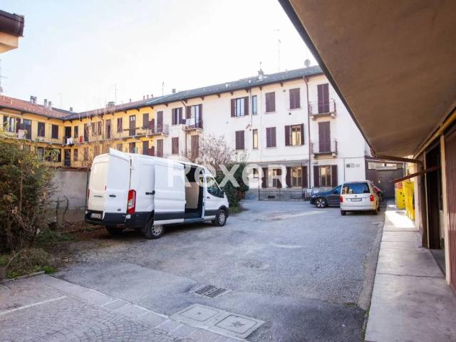 Palazzo in vendita a Castelletto, Senago