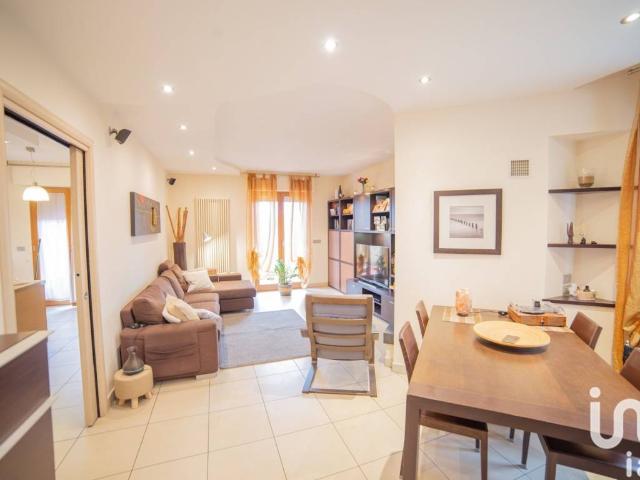 Palazzo in vendita a Case Corinaldesi, Senigallia