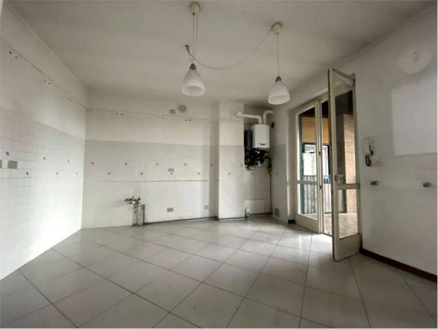 Palazzo in vendita a Senna Comasco, Lombardia