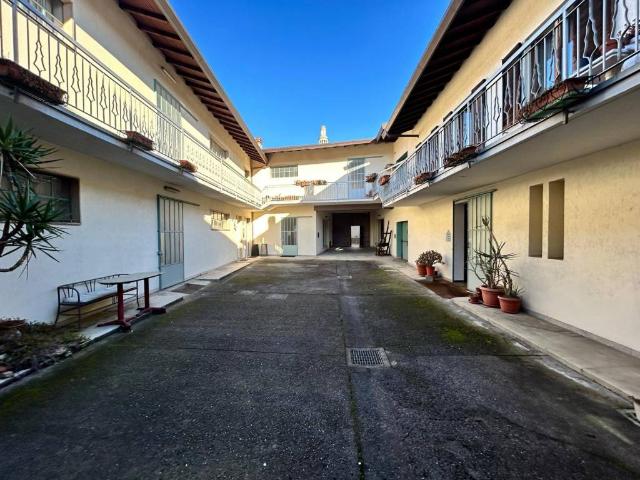 Palazzo in vendita a Paderno, Seriate