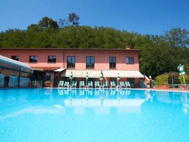 Palazzo in vendita a Serravalle Pistoiese, Toscana