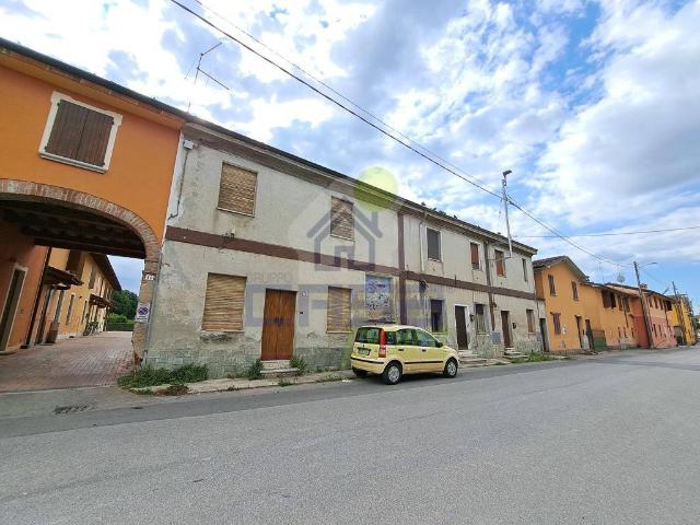 Palazzo in vendita a Sesto Ed Uniti, Lombardia