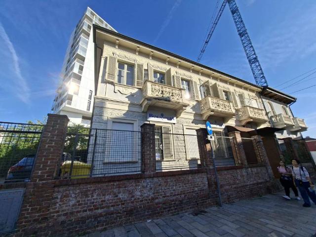 Palazzo in vendita a Settimo Torinese, Torino
