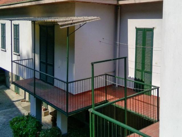 Palazzo in vendita a Altopiano di Seveso, Seveso