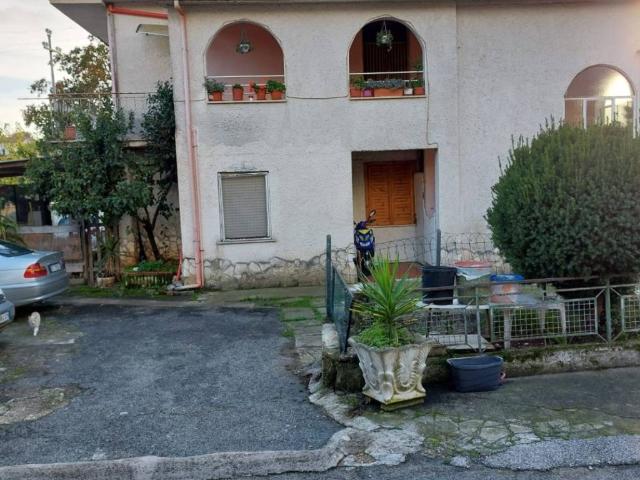 Palazzo in vendita a Sezze, Lazio