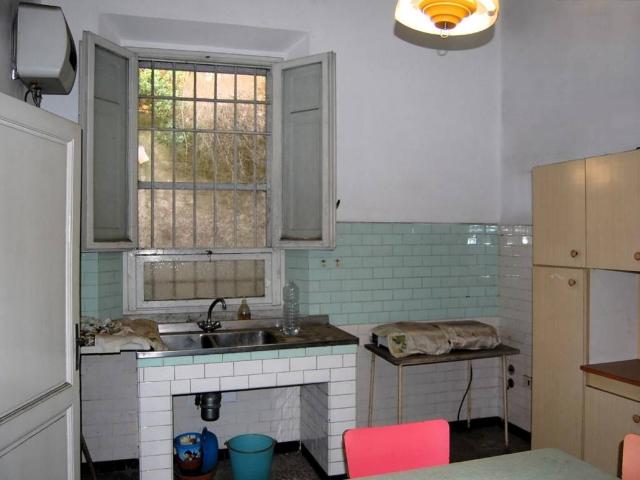 Palazzo in vendita a Signa, Firenze