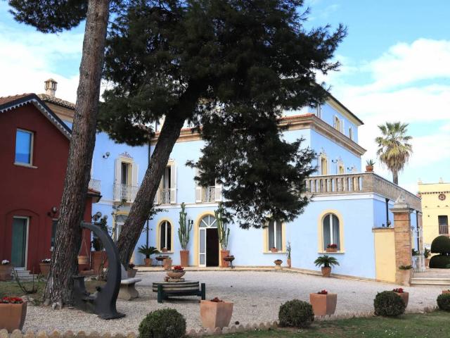 Palazzo in vendita a Silvi, Abruzzo