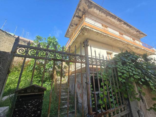 Palazzo in vendita a Neapolis, Siracusa