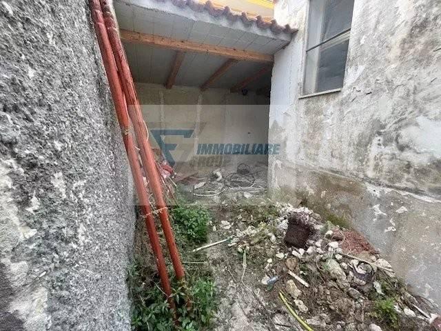 Palazzo in vendita a Belvedere, Siracusa