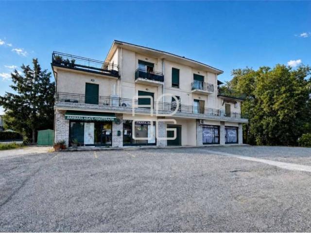 Palazzo in vendita a Lugana, Sirmione