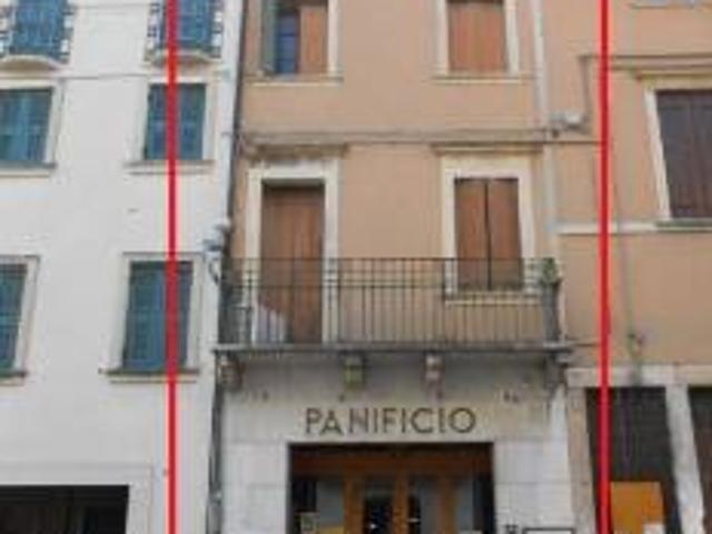 Palazzo in vendita a Soave, Verona