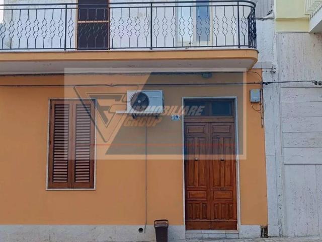 Palazzo in vendita a Solarino, Sicilia