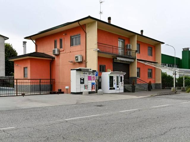 Palazzo in vendita a Somaglia, Lodi