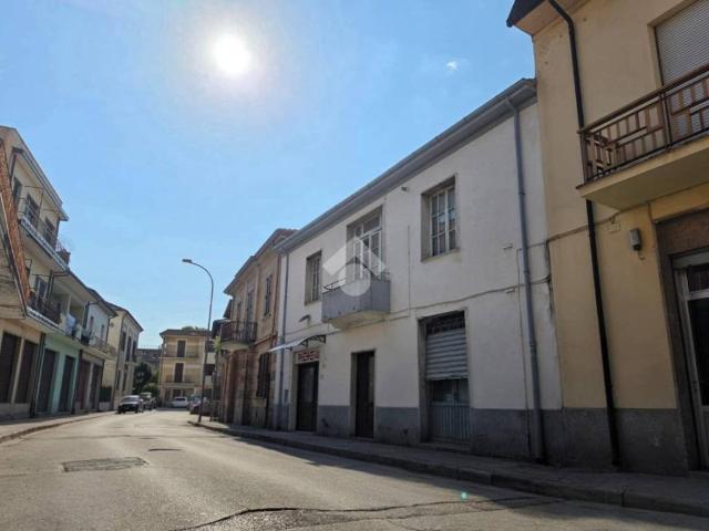 Palazzo in vendita a Sora, Frosinone
