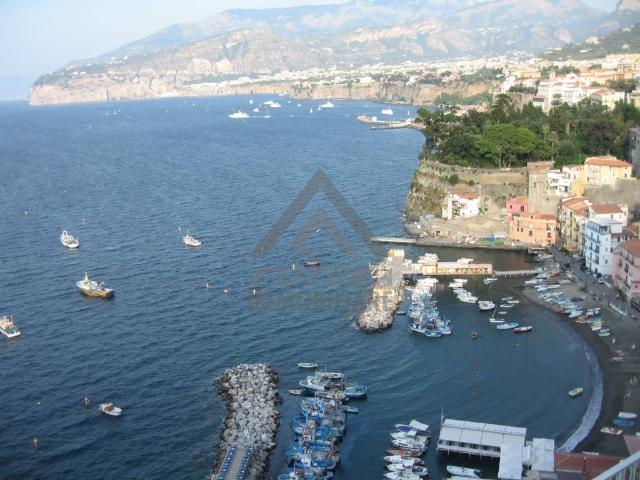 Palazzo in vendita a Marano, Sorrento