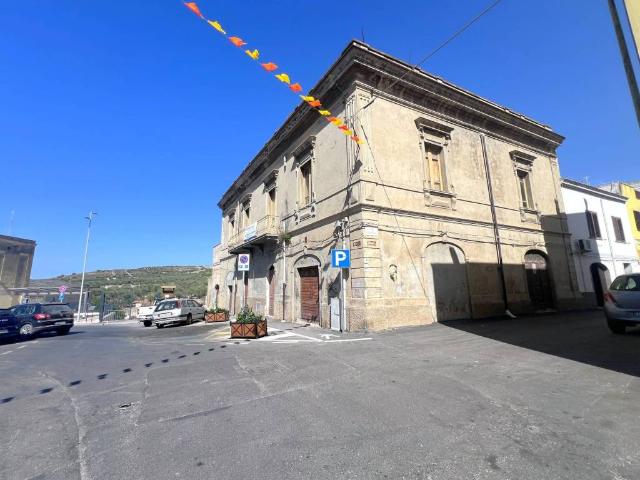 Palazzo in vendita a Sorso, Sardigna/Sardegna