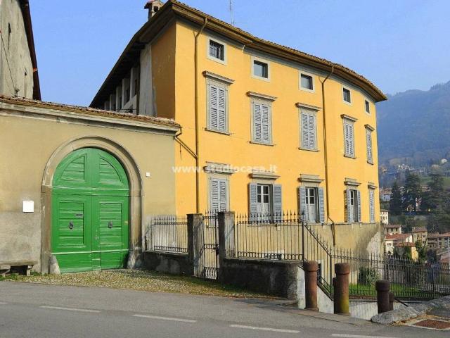 Palazzo in vendita a Sovere, Lombardia