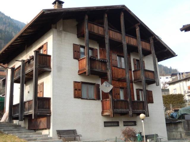 Palazzo in vendita a Comunità delle Giudicarie, Spiazzo Rendena