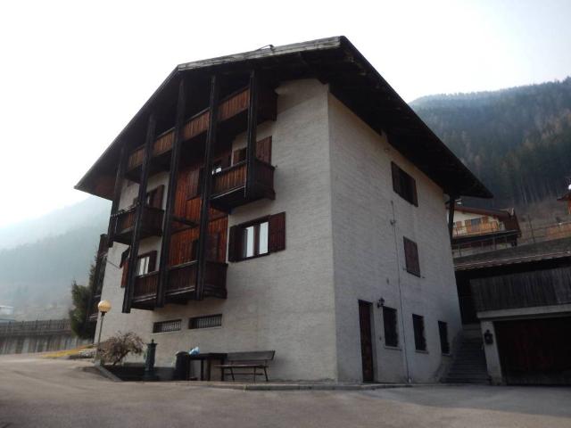 Palazzo in vendita a Comunità delle Giudicarie, Spiazzo Rendena