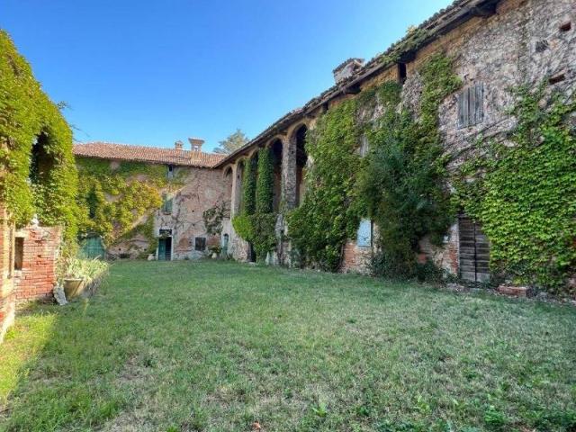 Palazzo in vendita a Piemonte, Alessandria