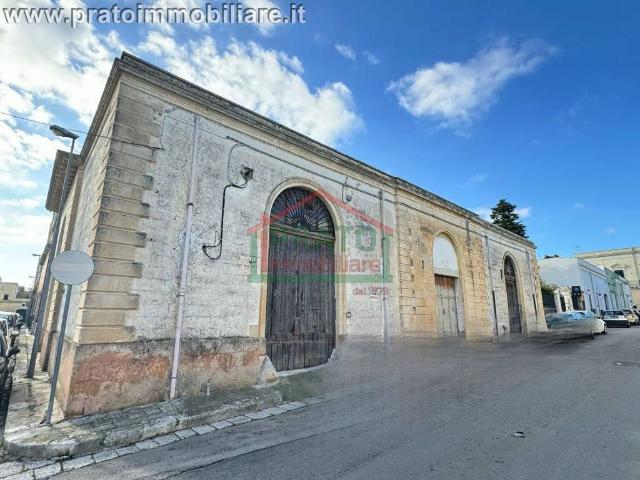 Palazzo in vendita a Puglia, Lecce