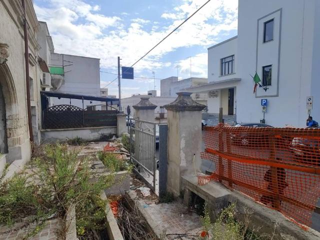 Palazzo in vendita a Puglia, Taranto