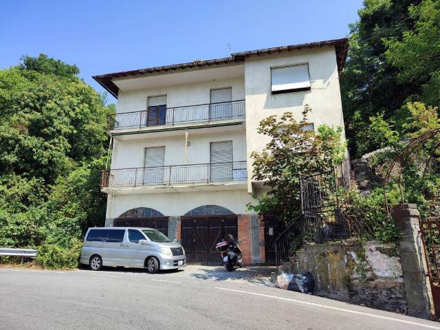 Palazzo in vendita a Stella, Liguria