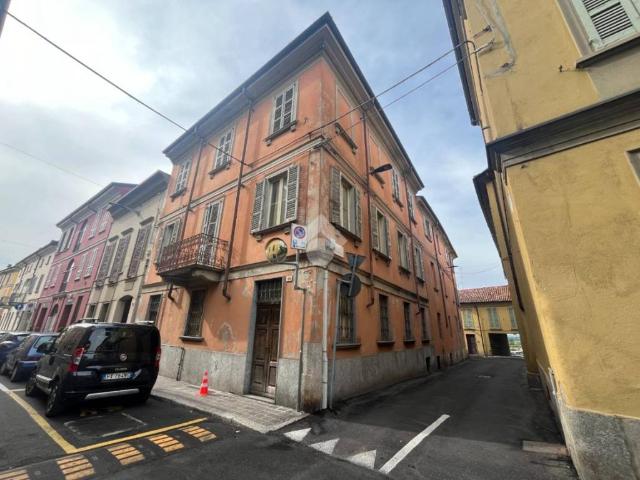 Palazzo in vendita a Stradella, Lombardia
