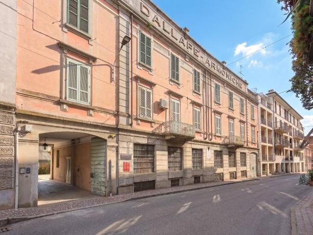 Palazzo in vendita a Stradella, Lombardia