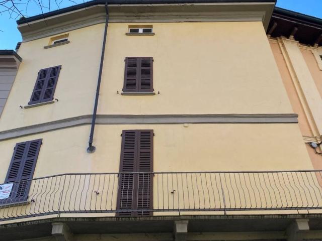 Palazzo in vendita a Stradella, Lombardia