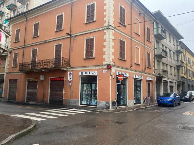 Palazzo in vendita a Stradella, Lombardia