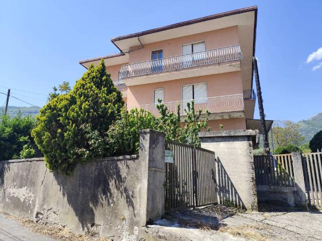 Palazzo in vendita a Supino, Lazio
