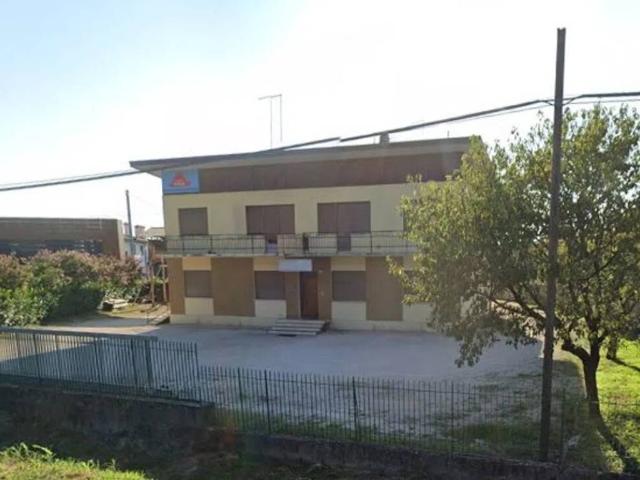 Palazzo in vendita a Susegana, Veneto