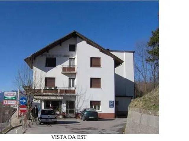 Palazzo in vendita a Tambre D'alpago, Veneto