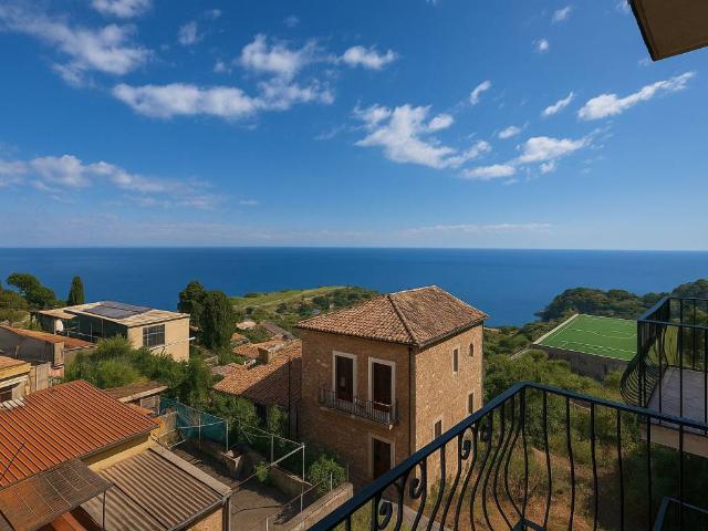Palazzo in vendita a Taormina, Sicilia