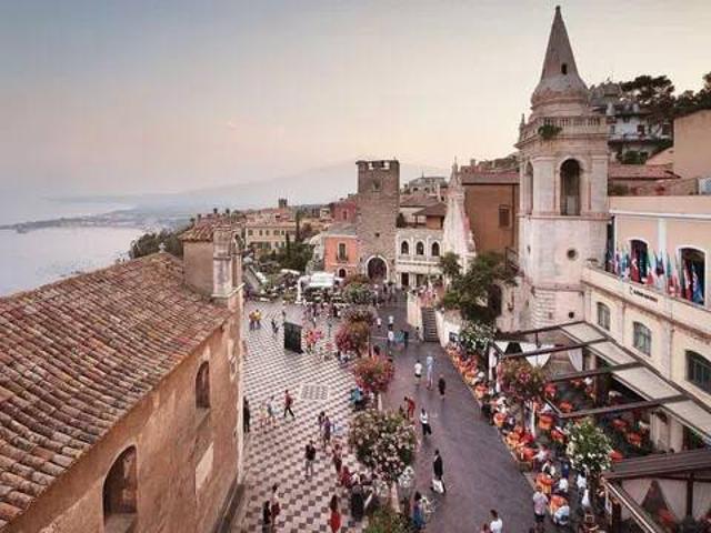 Palazzo in vendita a Taormina, Sicilia