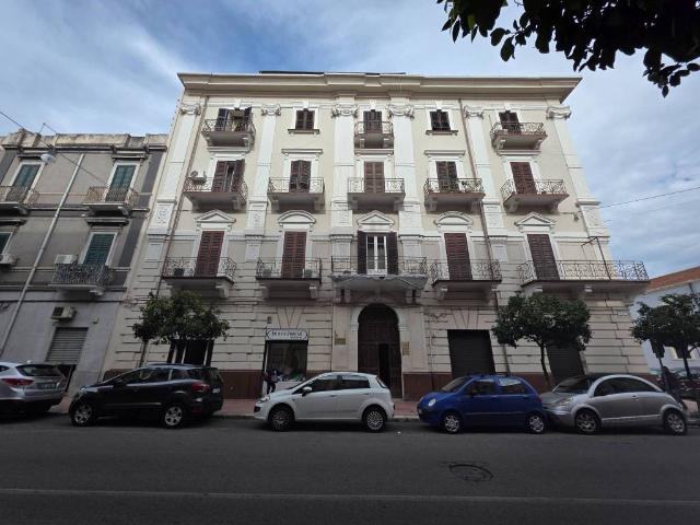 Palazzo in vendita a Puglia, Taranto