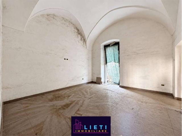 Palazzo in vendita a Taranto