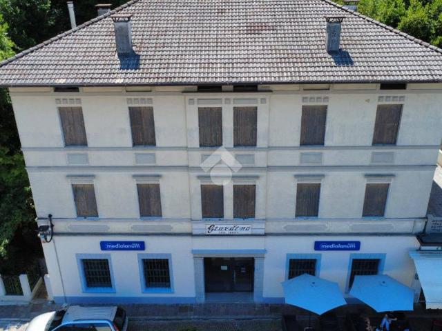 Palazzo in vendita a Leschiar, Tarcento