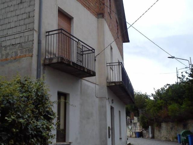 Palazzo in vendita a Calabria, Cosenza
