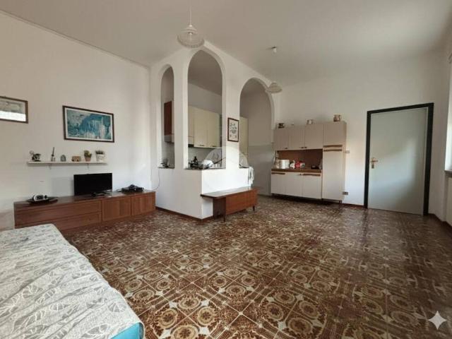 Palazzo in vendita a Termoli, Molise