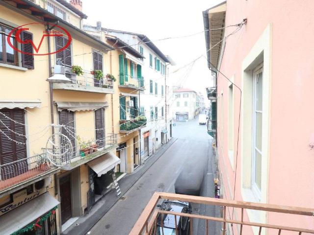 Palazzo in vendita a Terranuova Bracciolini, Toscana