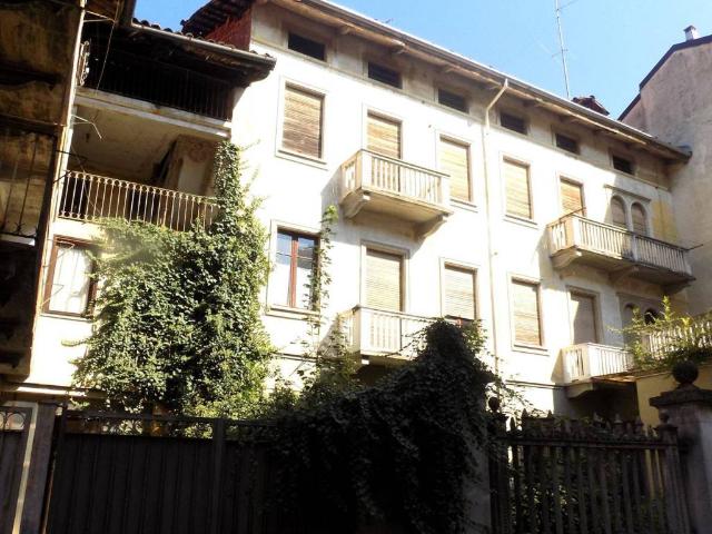 Palazzo in vendita a Cerei, Piemonte