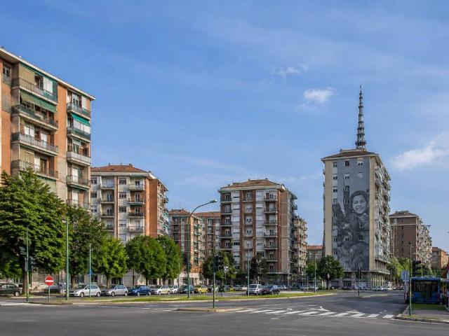Palazzo in vendita a Circoscrizione 5, Piemonte