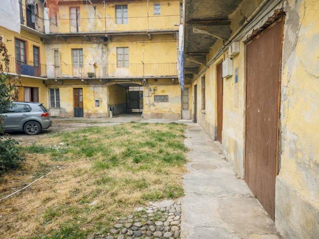 Palazzo in vendita a Circoscrizione 6, Piemonte