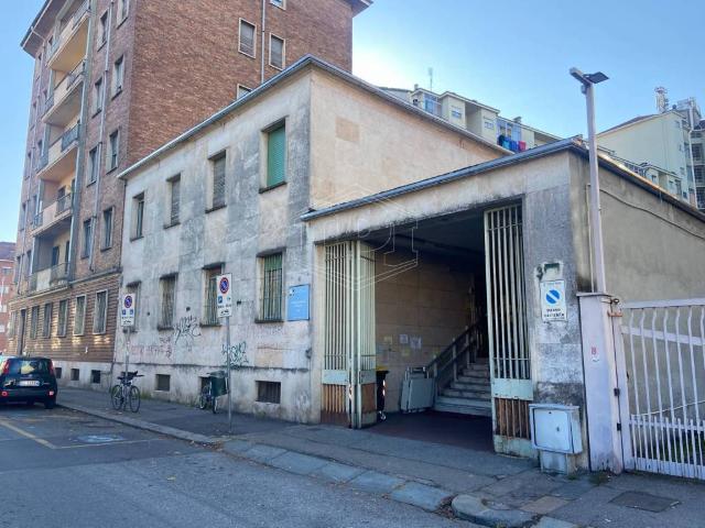 Palazzo in vendita a Circoscrizione 5, Piemonte
